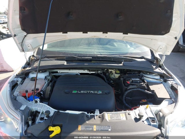 2016 FORD FOCUS ELECTRIC 1FADP3R4XGL380788 Photo 9