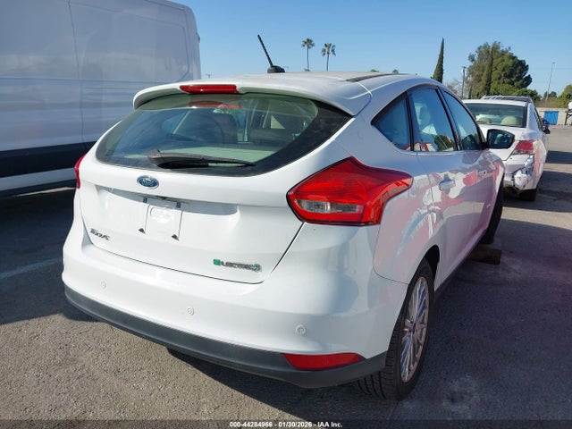 2016 FORD FOCUS ELECTRIC 1FADP3R4XGL380788 Photo 3
