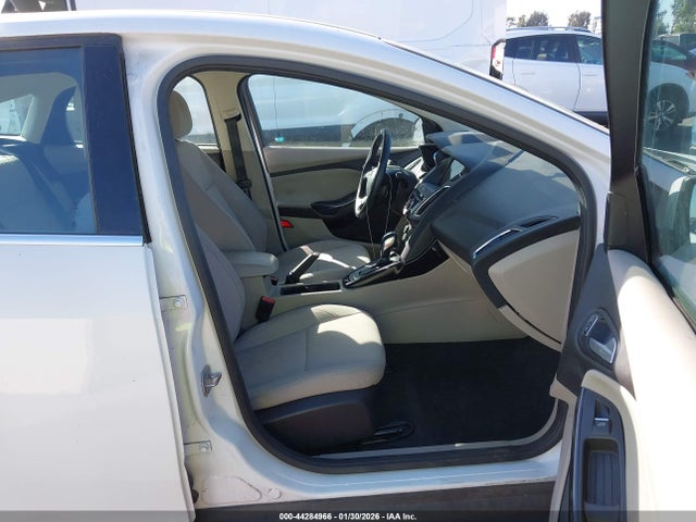 2016 FORD FOCUS ELECTRIC 1FADP3R4XGL380788 Photo 4