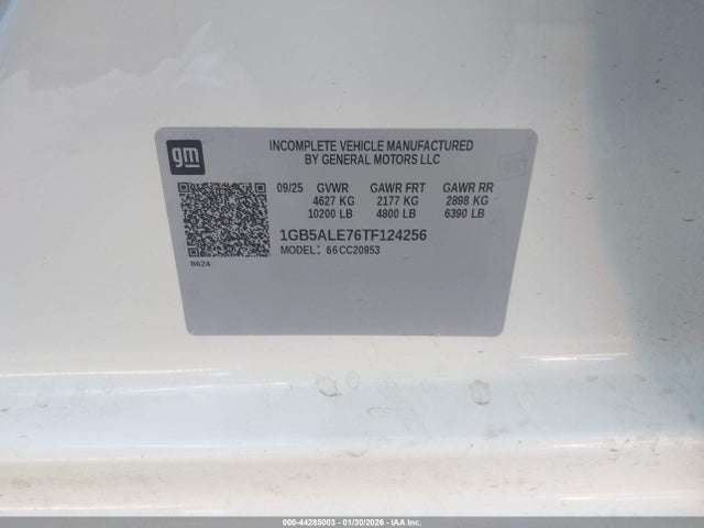 Chevrolet SILVERADO 2500HD 2026 1GB5ALE76TF124256 Image 9