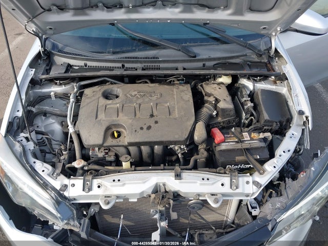 2T1BURHE0JC084586 Toyota COROLLA LE
