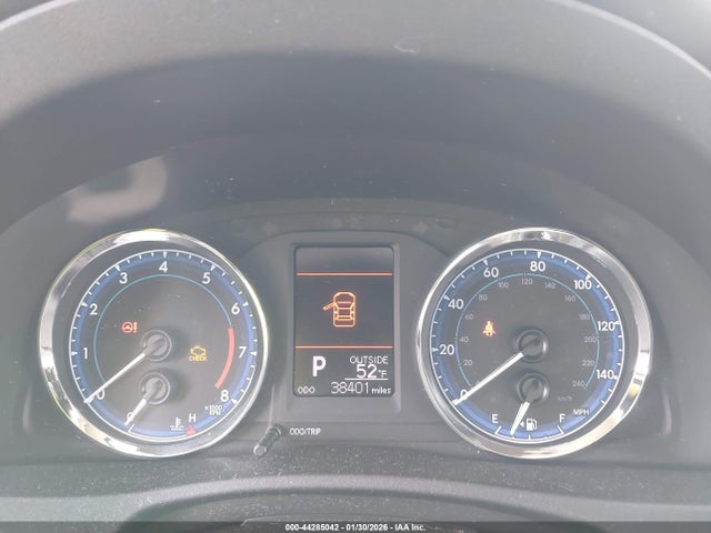 2T1BURHE0JC084586 Toyota COROLLA LE