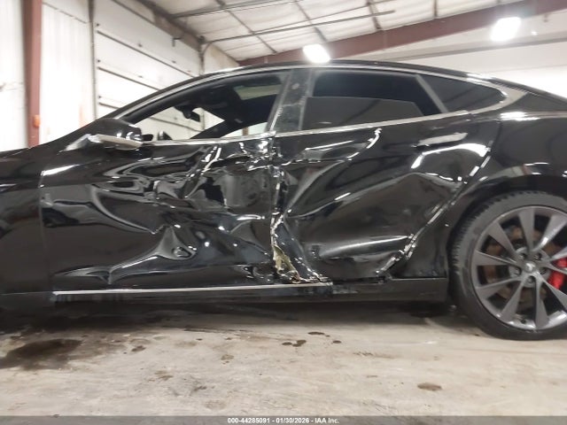 2019 TESLA MODEL S 5YJSA1E45KF331927 Photo 5