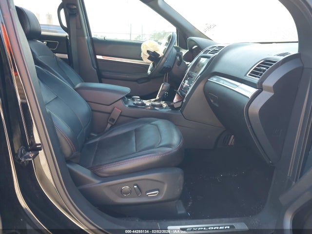 1FM5K8GT2JGC63108 Ford EXPLORER SPORT