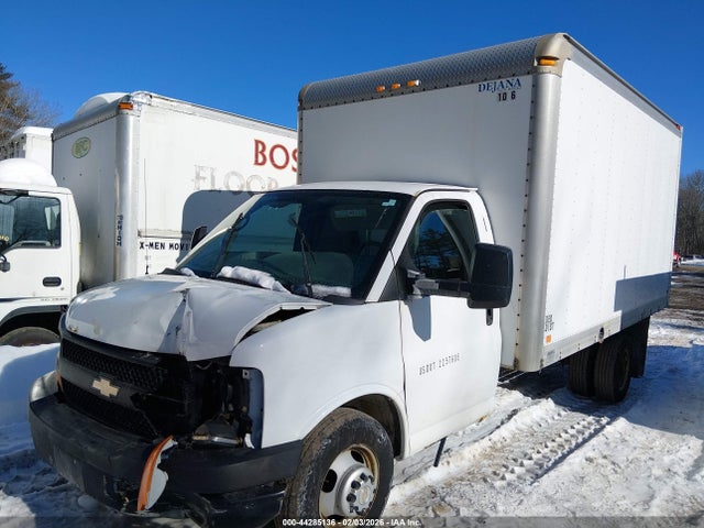 2013 CHEVROLET EXPRESS CUTAWAY 1GB3G3CG9D1143780 Photo 1