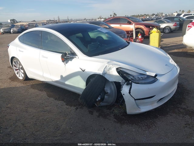 2019 TESLA MODEL 3 5YJ3E1EB8KF487466 Photo 0
