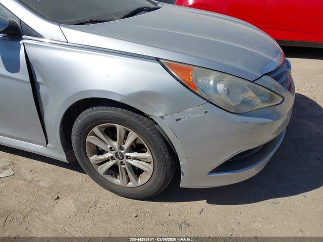 5NPEB4AC8EH929749 Hyundai SONATA GLS