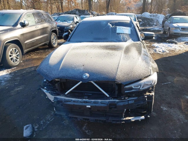 2024 Bmw 330i Xdrive მანქანა იყიდება აუქციონზე, vin: 3MW89FF05R8E07735, აუქციონის ნომერი: 44285192