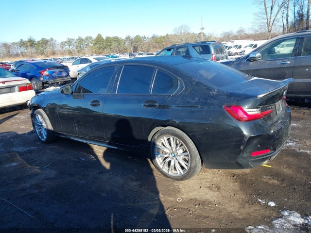 2024 Bmw 330i Xdrive მანქანა იყიდება აუქციონზე, vin: 3MW89FF05R8E07735, აუქციონის ნომერი: 44285192