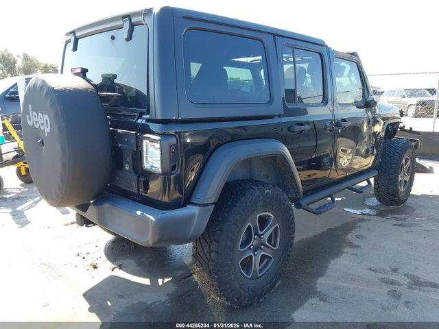 1C4HJXDG0KW529657 Jeep Wrangler Unlimited Sport S 4x4