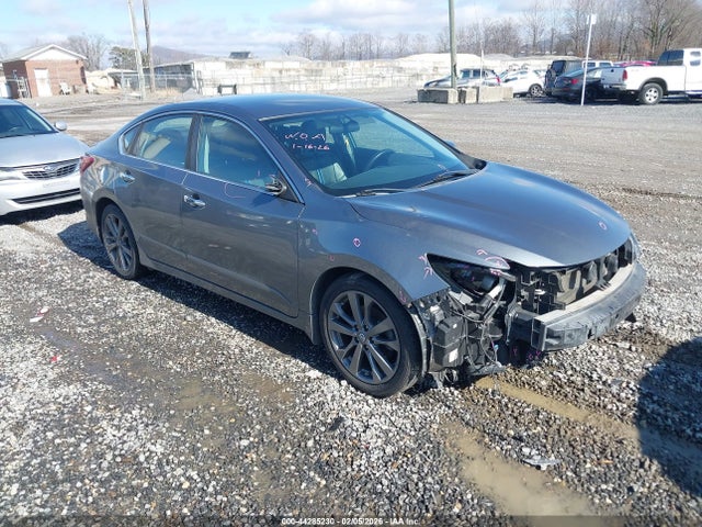 2018 1N4AL3AP8JC201160 main image