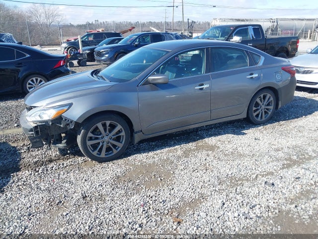 Nissan Altima 2.5 Sr 2018 1N4AL3AP8JC201160 Image 2