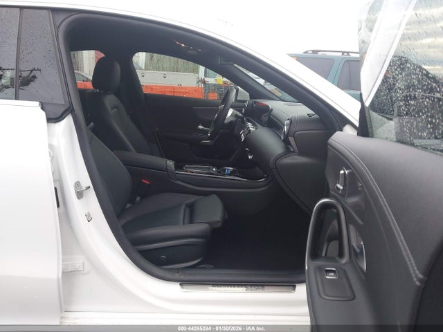 W1K5J4HB2SN504304 Mercedes-Benz Cla 250 Coupe 4matic
