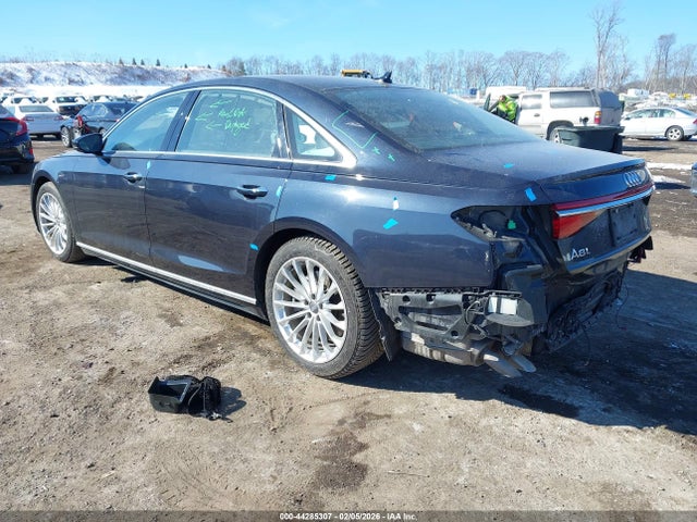 2019 AUDI A8 L WAU8DAF89KN009132 Photo 2