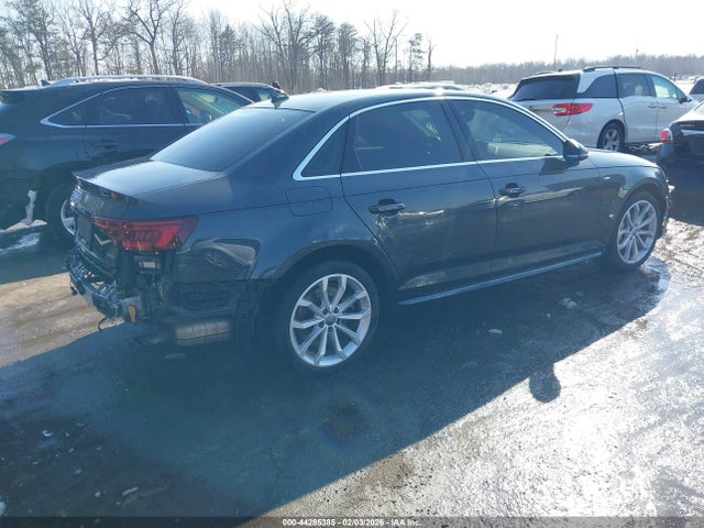2019 AUDI A4 WAUENAF46KN018027 Photo 3