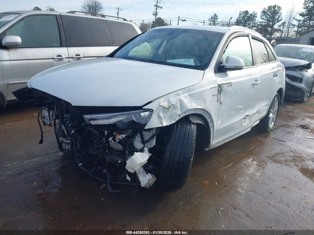 2018 AUDI Q3 WA1ECCFSXJR009383 Photo 1