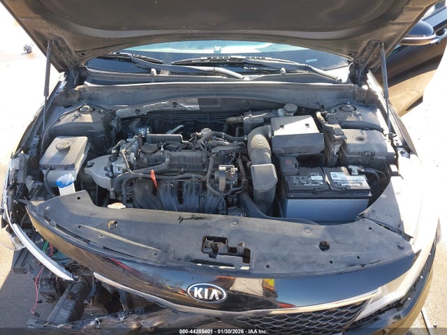 KIA Optima Lx 2018 5XXGT4L38JG257166 Image 10