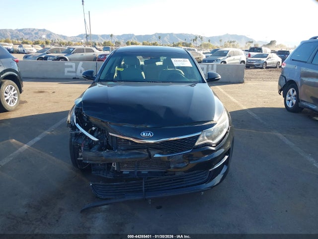 KIA Optima Lx 2018 5XXGT4L38JG257166 Image 12