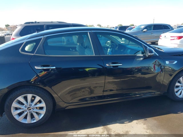 KIA Optima Lx 2018 5XXGT4L38JG257166 Image 13