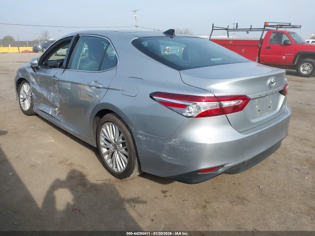 Toyota CAMRY XLE 2020 4T1F11AK0LU371035 Image 3