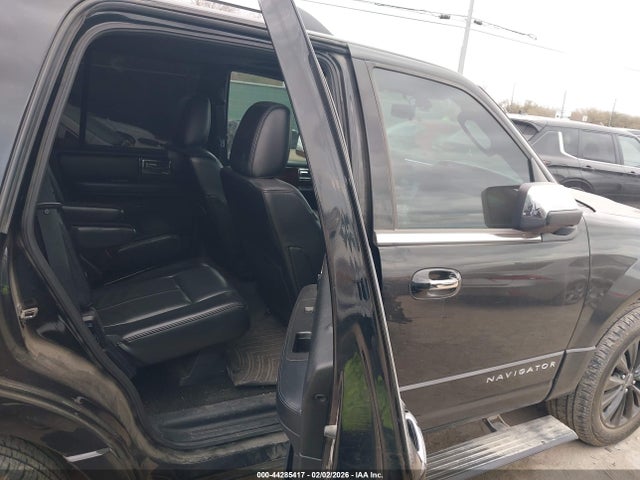 5LMJJ2JT0HEL01753 Lincoln Navigator Select