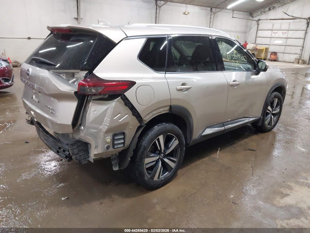 2021 NISSAN ROGUE JN8AT3DD3MW318681 Photo 3