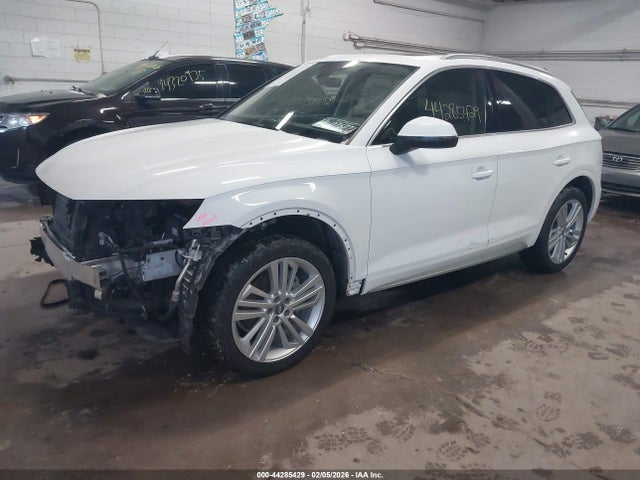 2018 AUDI Q5 WA1BNAFY0J2233261 Photo 1