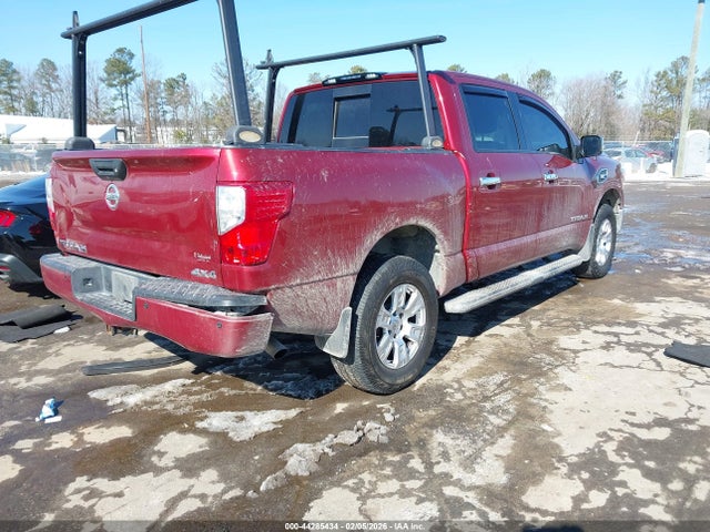 1N6AA1E52HN522944 Nissan Titan Sl