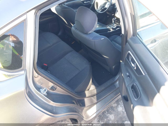 1N4AL3AP0JC210452 Nissan Altima 2.5 Sv