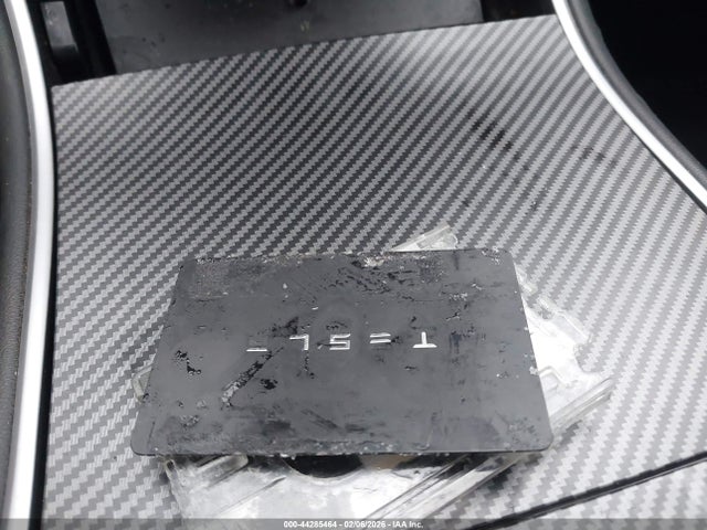 44285464 :رقم المزاد ، 5YJ3E1EB3JF063174 vin ، 2018 Tesla Model 3 Long Range/performance مزاد بيع