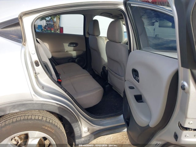 3CZRU5H30GM744688 Honda HR-V LX