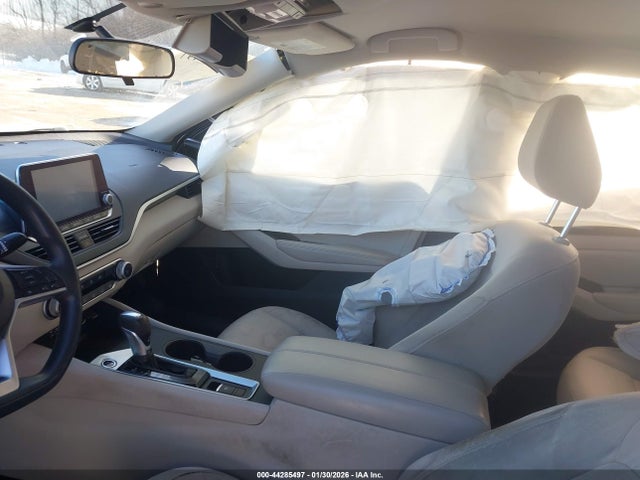1N4BL4BW2LC232715 Nissan Altima S Intelligent Awd