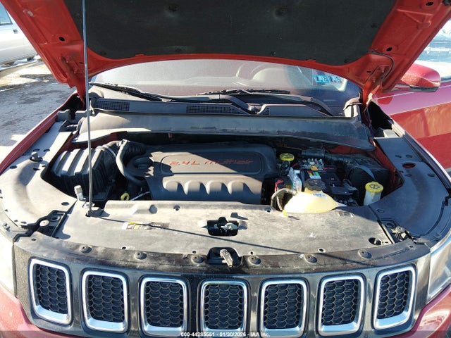 2019 JEEP COMPASS 3C4NJDCB6KT689006 Photo 9