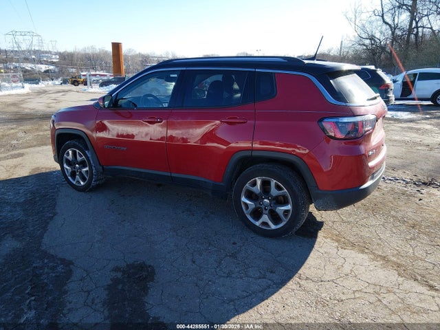 2019 JEEP COMPASS 3C4NJDCB6KT689006 Photo 2