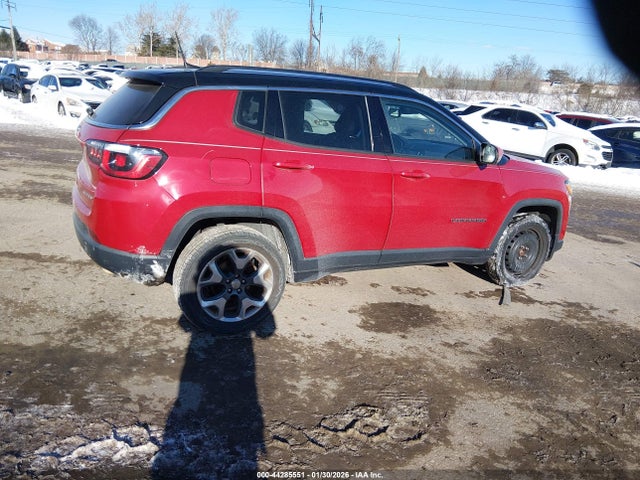 2019 JEEP COMPASS 3C4NJDCB6KT689006 Photo 3