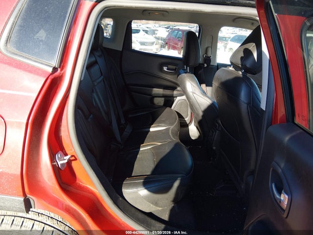 2019 JEEP COMPASS 3C4NJDCB6KT689006 Photo 7