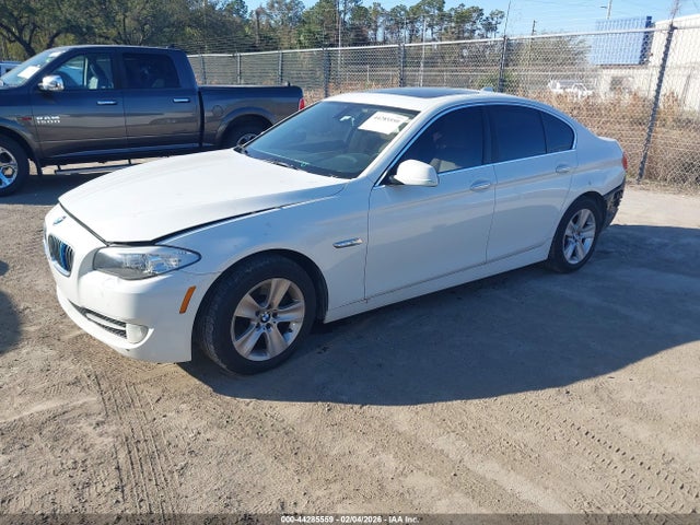 2013 BMW 528I WBAXH5C56DD111546 Photo 1