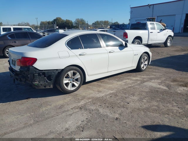 2013 BMW 528I WBAXH5C56DD111546 Photo 3