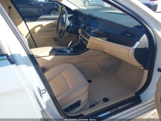 2013 BMW 528I WBAXH5C56DD111546 Photo 4