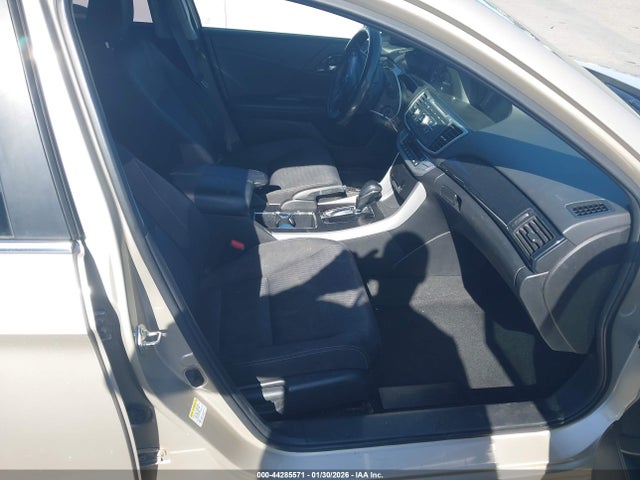 2014 Honda Accord Sport მანქანა იყიდება აუქციონზე, vin: 1HGCR2F58EA272560, აუქციონის ნომერი: 44285571