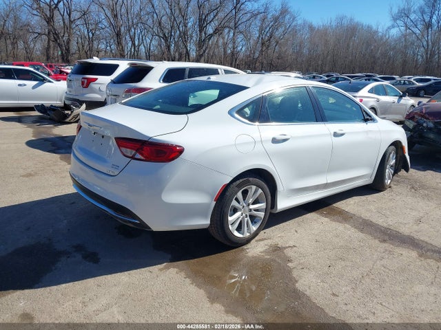 Продаж на аукціоні авто 2015 Chrysler 200 Limited, vin: 1C3CCCABXFN623969, номер лоту: 44285581