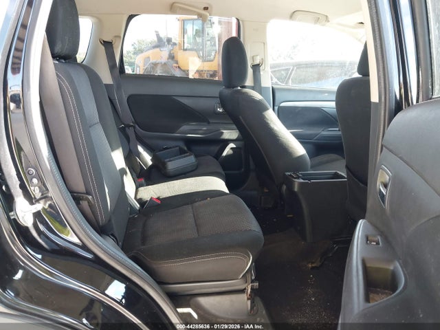 2018 MITSUBISHI OUTLANDER JA4AZ3A37JZ057517 Photo 7