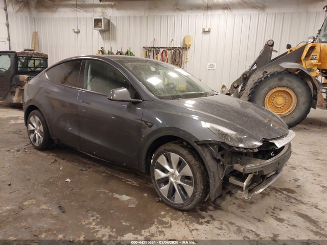 2023 TESLA MODEL Y 7SAYGDED0PF958524 Photo 0