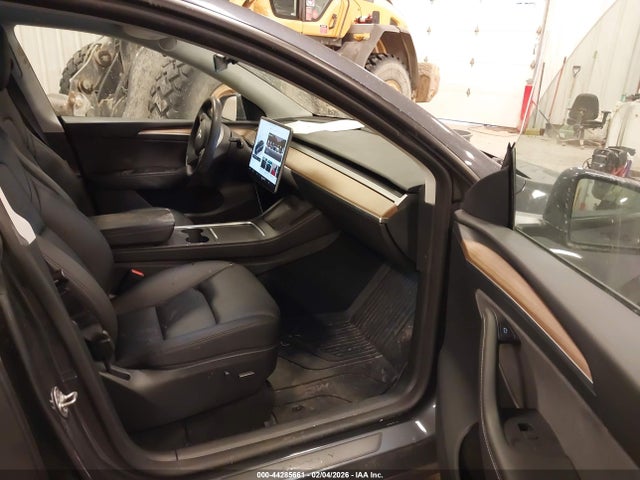 2023 TESLA MODEL Y 7SAYGDED0PF958524 Photo 4