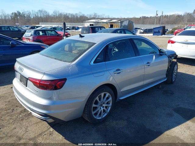2022 AUDI A4 WAUABAF45NA042662 Photo 3