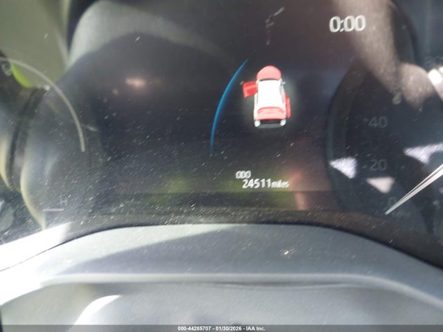 Toyota SIENNA XLE 2025 5TDJRKEC5SS253341 Image 7