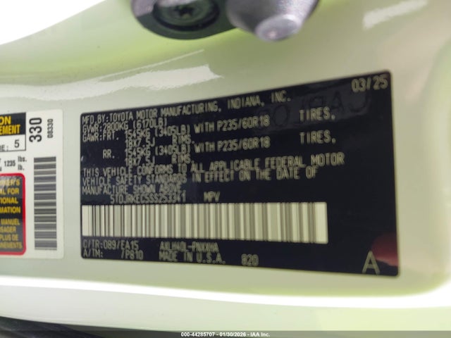 Toyota SIENNA XLE 2025 5TDJRKEC5SS253341 Image 9