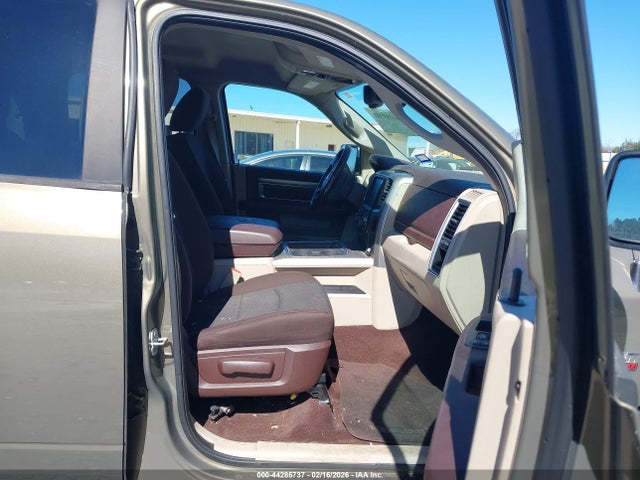 2015 RAM 1500 1C6RR6LT4FS785195 Photo 4