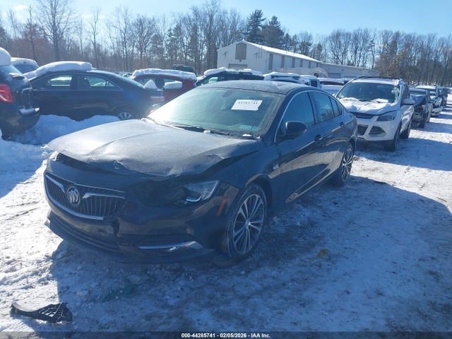 44285741 :رقم المزاد ، W04GP6SX7J1048219 vin ، 2018 Buick Regal Sportback Essence مزاد بيع