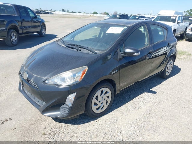 44285776 :رقم المزاد ، JTDKDTB37G1121120 vin ، 2016 Toyota Prius C Two مزاد بيع